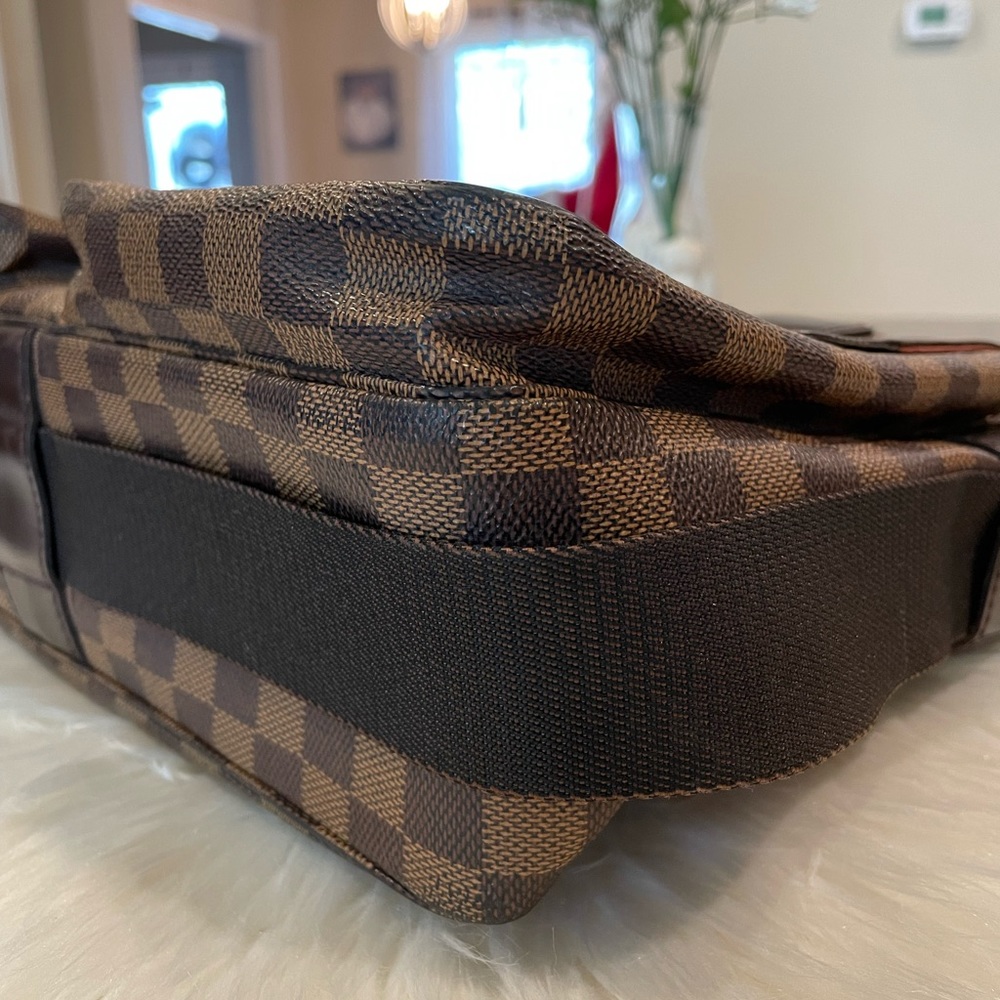Louis Vuitton Brown Damier Messenger Laptop Bag with Dark Brown Trim - Picture 8 of 13
